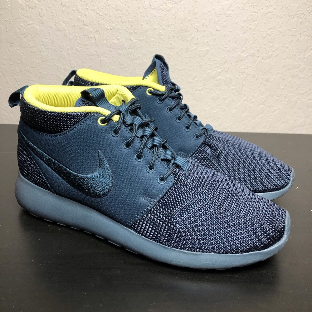 Nike Roshe Mid Navy & Yellow